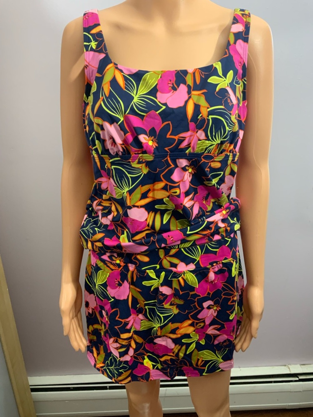 Lands' End Navy Floral Swim top and skirt 10P top is 10DDD - Picture 3 of 6
